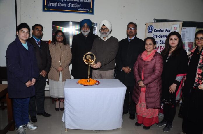 GNDU faculty proficient in MOOC pedagogy workshop concluded