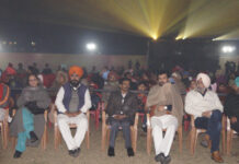 Cold weather fails to deter devotees to watch light and sound shows at Sri Muktsar Sahib-DC