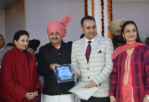 Pankaj Mohindru honoured for his social work on Republic day