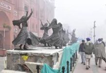 CM orders to shift statues of folk dancers from Heritage Street; review cases against vandalism-Photo courtesy-Internet