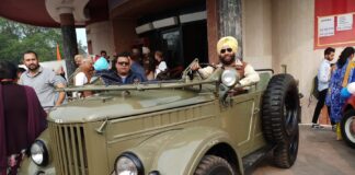 Nirvan Singh flags off vintage car rally as part of Patiala Heritage Festival