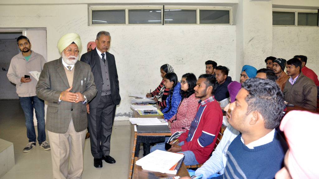 VC Punjabi University made visit at University College of Engineering