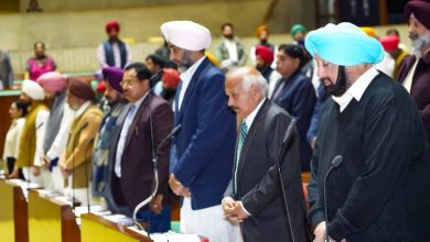 Vidhan sabha pay homage to 10 eminent personalities on first day of budgets session