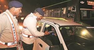 Coronavirus brought relief for bacchus lover, govt employees-Photo courtesy-Internet
