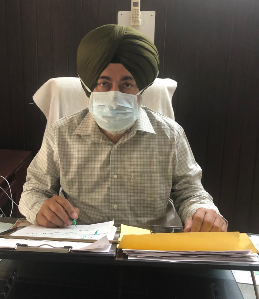 Real Hero-Dr. Manjit Singh-a recovered cancer patient’s vigorously fight with the pandemic
