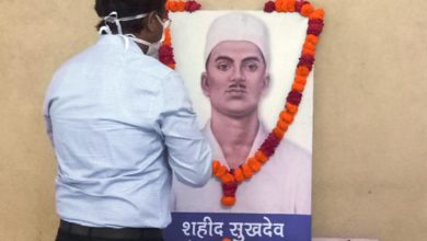 Birth anniversary of shaheed Sukhdev- we should follow path shown by our great martyrs: DC
