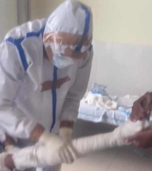 Corona warrior Dr Bakshi and his team treated Covid positive patient’s fractured bone at Rajindra hospital