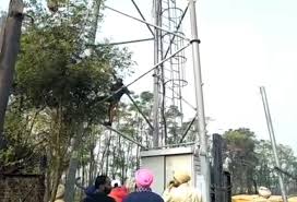 Punjab police collecting data on JIO towers vandalised last month-photo courtesy-internet