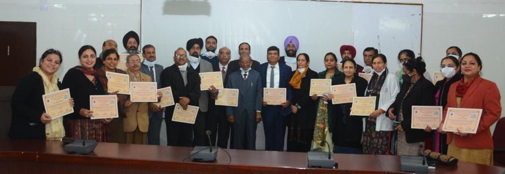 PSMDTA honours its faculty with Covid-19 Warrior Awards