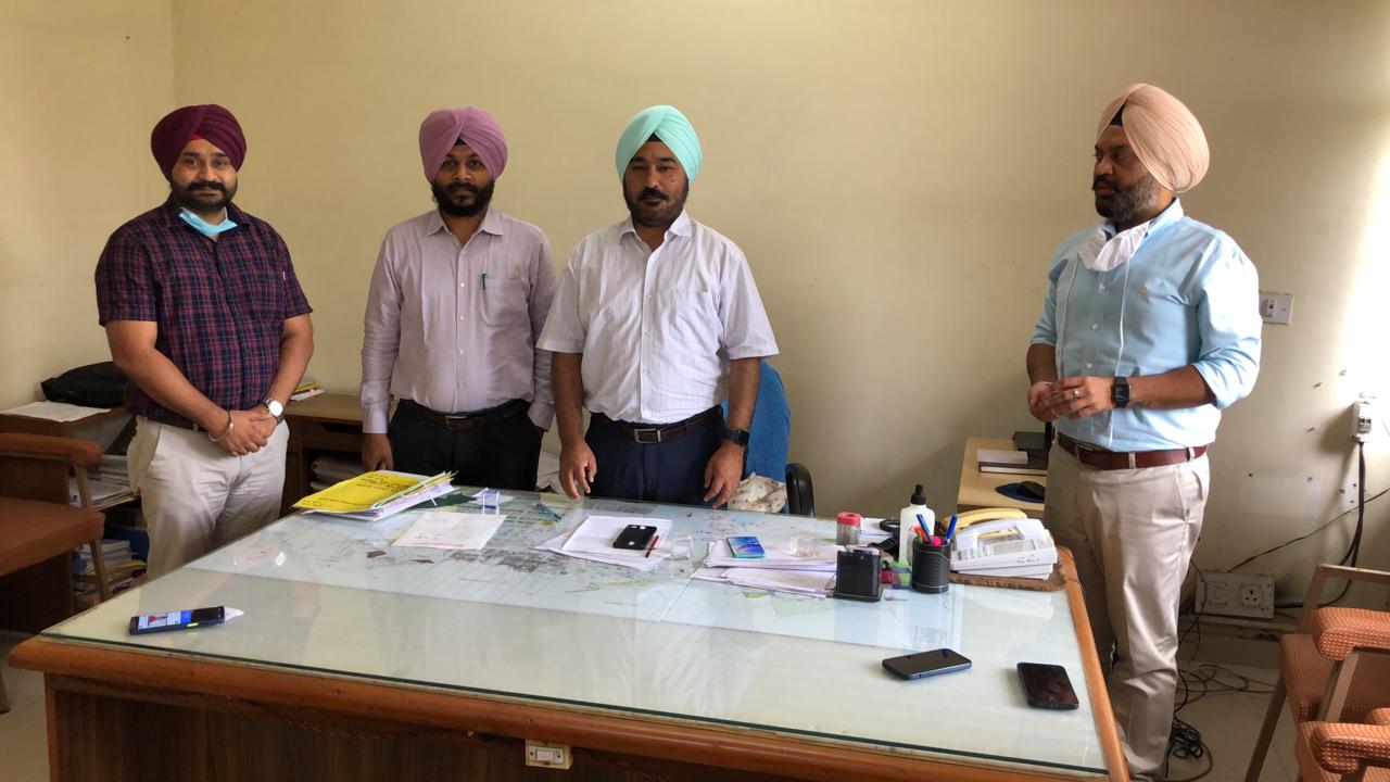 On his weekly visit, Punjab state power corporation limited CMD A Venu Prasad today reached PSPCL head office at Patiala and held a meeting with directors, PSEB Engineers Association. Today PSEB Engineers Association wrote a letter to PSPCL CMD and requested him to collect the SIM cards from them. PSEBEA has collected the SIM cards from AE to Engineer-in-chief of the power corporation and requested the CMD to depute any officer/ officials and intimate the same so that Association can handover the SIM to the concerned officer/ official. As per the spokesperson of the association, “PSEBEA has always kept the issues of the power sector above its own demands, but management has been continuously delaying decisions on the already agreed genuine demands of engineers. Association has suspended its agitational programme on 8.7.21 in view of assurance given by committee constituted by CM, Punjab to resolve the issue of initial start in a positive manner. The Association suspended agitation to avoid any discomfort to the public in view of the unprecedented power situation. However, engineers feel cheated as management now has taken a U-turn on all the agreed issues involving engineers. Even after more than one month, MOM of the committee has not been issued. Further, the already decided issue of creation of WFC has been distorted by inclusion of officers not related to PSPCL and excluding employee’s representation clearly deviating from established practice. PSPCL even deviated from Punjab Govt circular, by putting its employees in a disadvantageous position by allowing 14% contribution from prospectively date meaning that PSPCL employees will not be given this from the date of being granted to Punjab Govt. employees. Management by deliberately delaying/distorting agreed decisions has disturbed the industrial peace and has forced the engineers over a path of agitation.” He said, as per announced agitation program conveyed to the PSPCL CMD on August 5, 2021, “engineers have removed official SIM cards from their mobiles on August 10,2021 and today we requested the CMD to depute any officer/ officials and intimate the same so that Association can handover the SIM to the concerned officer/ official.” He further added that “we requested the management and again cautioned them that these genuine issues of engineers be resolved in a time bound manner otherwise the Association will be compelled to intensify the agitation further for which only management will be responsible.”