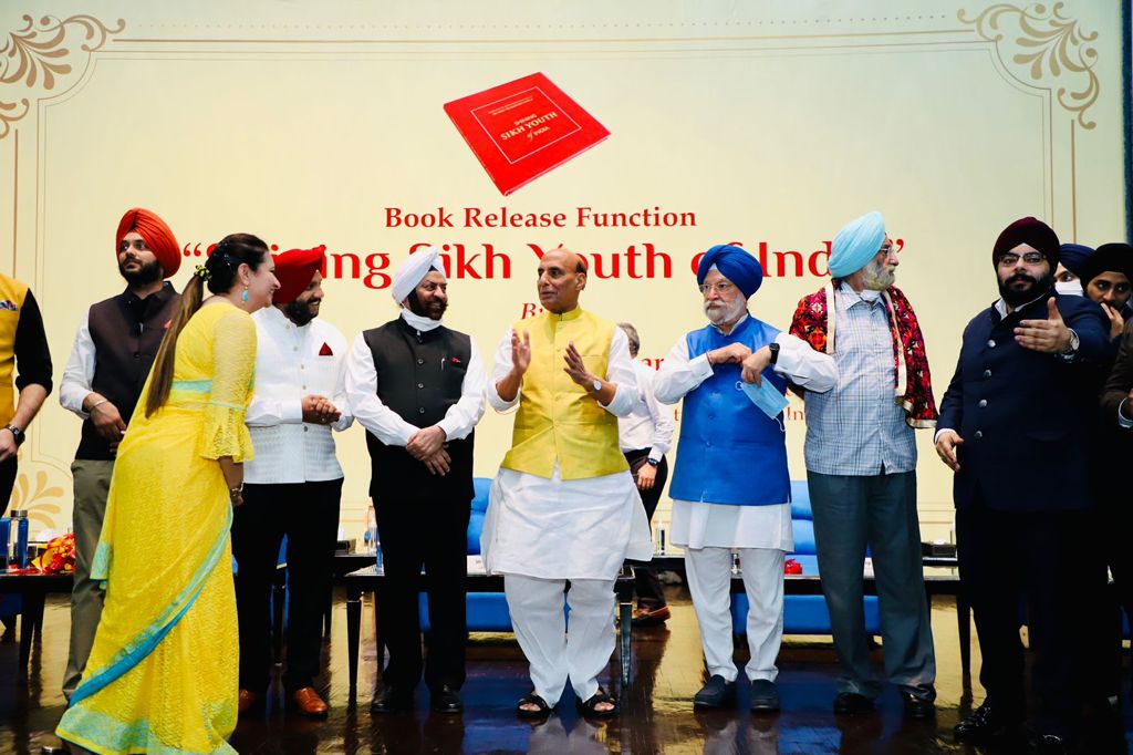 Rajnath and Puri released book “Shining Sikh Youth of India”