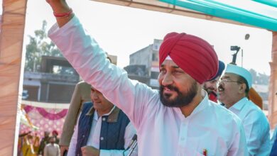 Channi gets ‘Return Gift’ from Congress MP’s brother on his visit to MP’s constituency