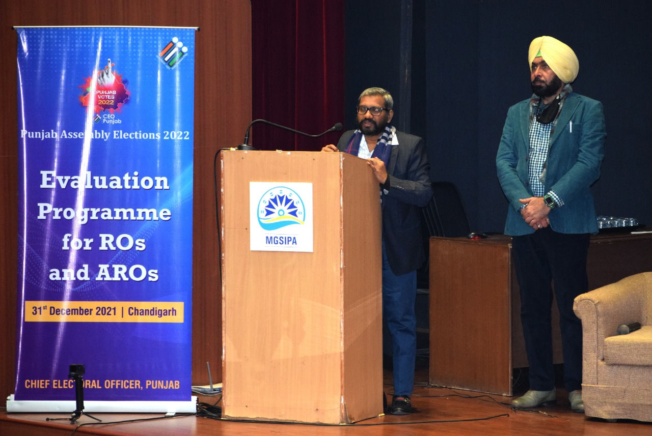 Punjab Elections 2022 : ECI conducts Evaluation Programme for ROs, AROs