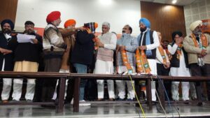 Another Capt, Sukhbir loyalist joins BJP