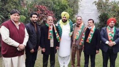 Patiala’s first mayor left SAD joins congress; eyeing party ticket