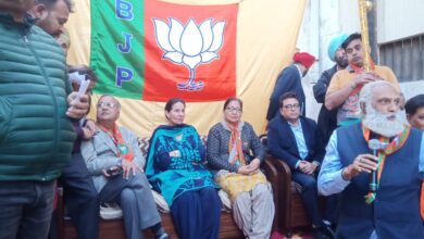 Is lukewarm response to Capt’s campaigning forces Preneet Kaur to revolt? May join BJP