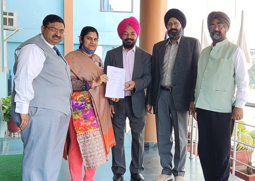 Dr. Neelam of Bela Pharmacy College gets AICTE grant for research