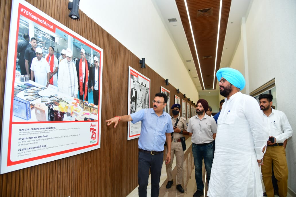 Punjab minister seeks support from Amul for quality improvement of dairy products
