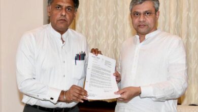 MP Manish Tewari meets Railway Minister raises issues of his constituency with him