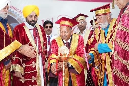 Hony doctorate conferred on Trident Group Chairman Rajinder Gupta by MRSPTU