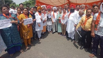 BJP stage protest against power cuts in Rupnagar