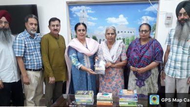 Book Bank of Geography Dept at Govt Mohindra College receives donations