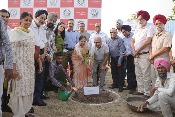 IIT Ropar plants 1000 saplings to mark environment day