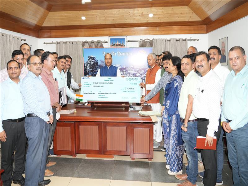 CM presented with cheque of Rs. 11 lakh towards CM Relief Fund