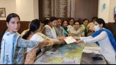 Punjab Lok Congress women hold protest under the command of Congress MP