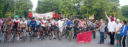 Guru Nanak Dev Univesity organized Cycle Rally and Run for Freedom