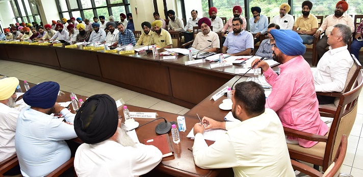 Punjab Government declares War against stubble burning; No for leave for officers & employees- Dhaliwal