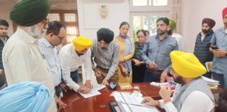 Harbhajan Singh ETO conducts surprise checking of PWD office at Rupnagar