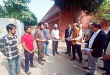 Justice Avneesh Jhingan visits District Jail Rupnagar