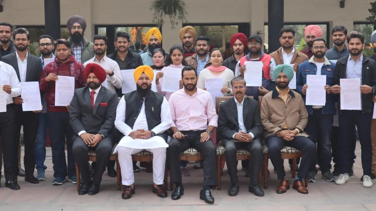 29 newly selected candidates get appointment letter from minister 