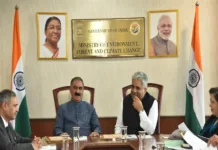 CM press on for early Forest approvals; Discusses State's issues with Union E&F Minister