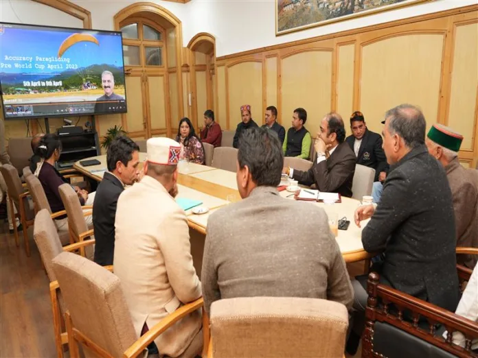 Himachal has the world's best Paragliding site stated CM; launches website of Billing Paragliding Association