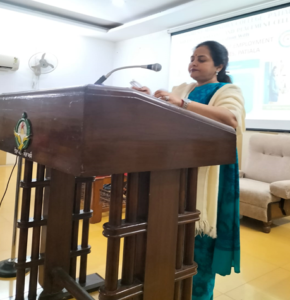 IAS Dr. Akshita Gupta motivates students at Govt Mohindra College