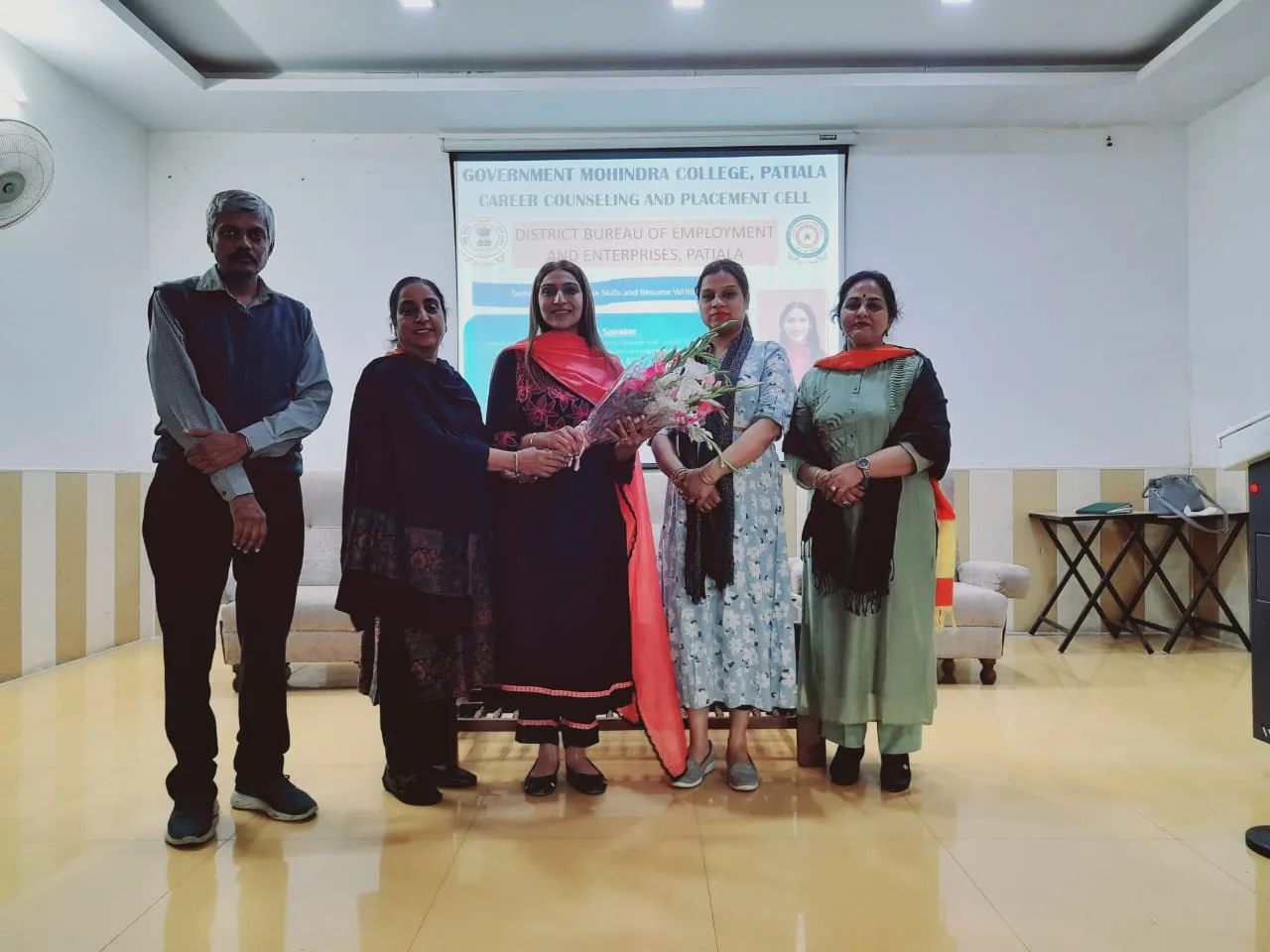 Govt Mohindra College organized workshop for students; organized special lecture on Resume writing 