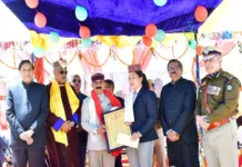 CM confer Gaurav Samman and Prerna Srot prizes on Himachal Day