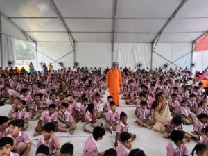 Global head of Chinmaya Mission inaugurates ‘The Altar’ at Modern School, Patiala