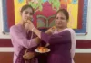 Breaking barriers-mother-daughter duo passed 12th class together with flying colours