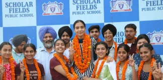 Scholar Fields Public School’s Simrandeep Kaur shines with 99 % in 10th; 12th students too excelled in board exams