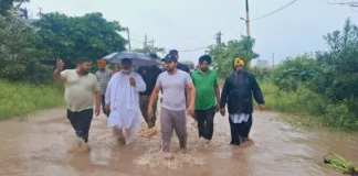 Cabinet Minister Chetan Singh Jauramajra assesses situation of rain-affected villages