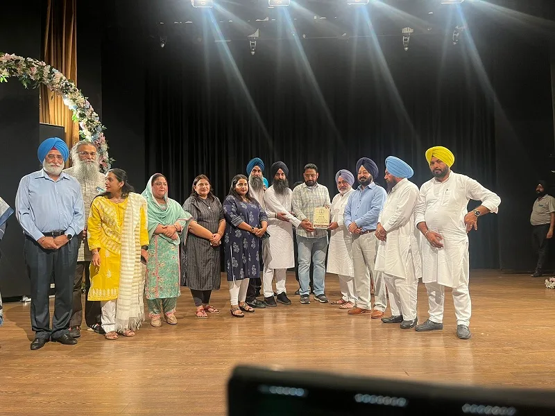 Good samaritans, who assisted government and Patiala administration in flood relief works honoured by minister