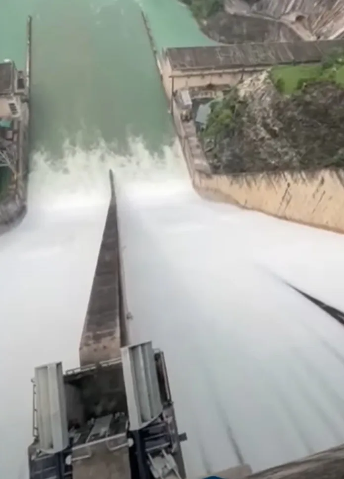Bhakra and Pong dams brim with water-flood gates opened; Bhakra touches 1678.05 feet
