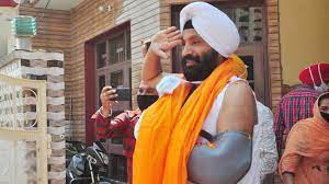 SI Harjit Singh in whose favour “Main Bhi Harjit Singh” campaign was launched, awarded with ‘President Medal of Gallantry’-Photo courtesy-India Today