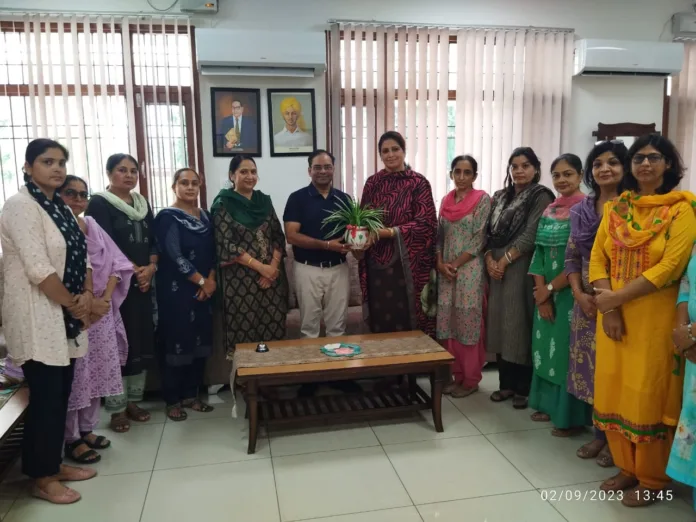 Dr Vishal Goyal mentored Govt Bikram College staff for NAAC