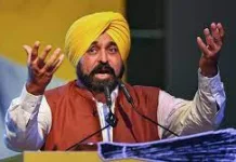 10 Punjabi Hockey players will be rewarded with Rs 10 crore cash prize-CM