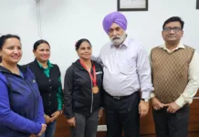 PSPCL employee and Indian women's hockey team player Charanjit Kaur receives grand welcome at head office