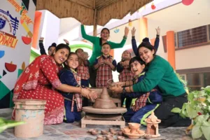 Students of Scholar Fields Public School Created Ripples of Eco-friendly Diwali